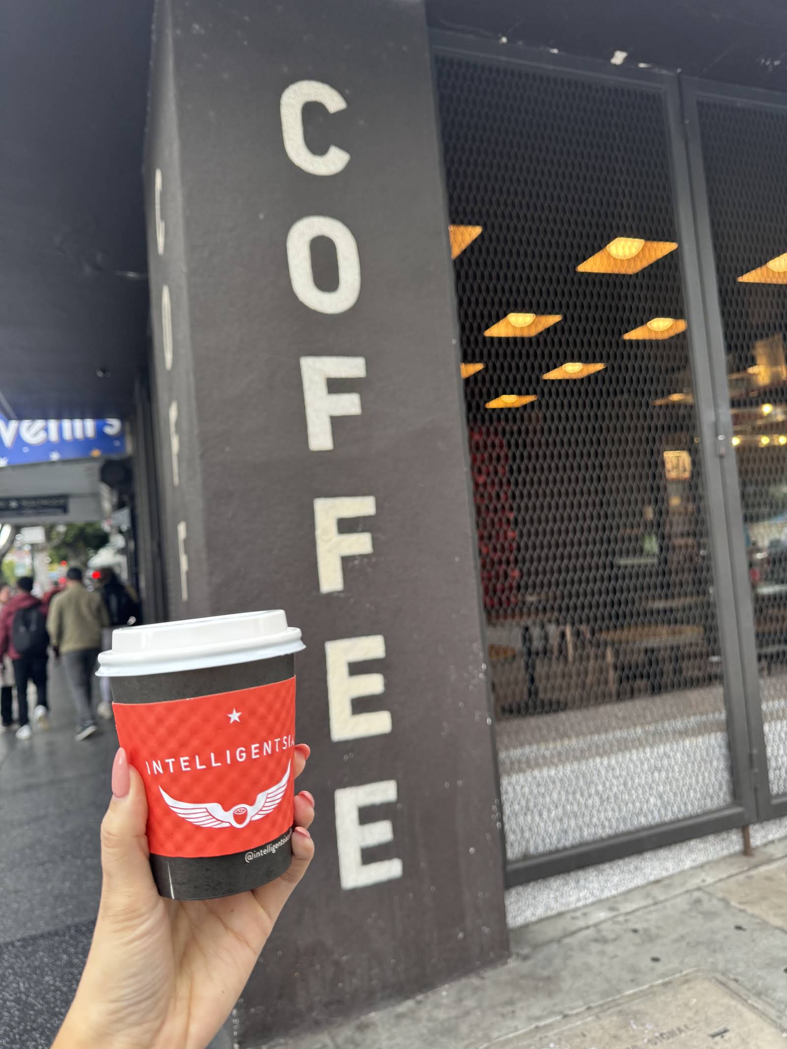 Intelligentsia Coffee Hollywood Coffeebar specialty coffee shop in Los Angeles - photo 12