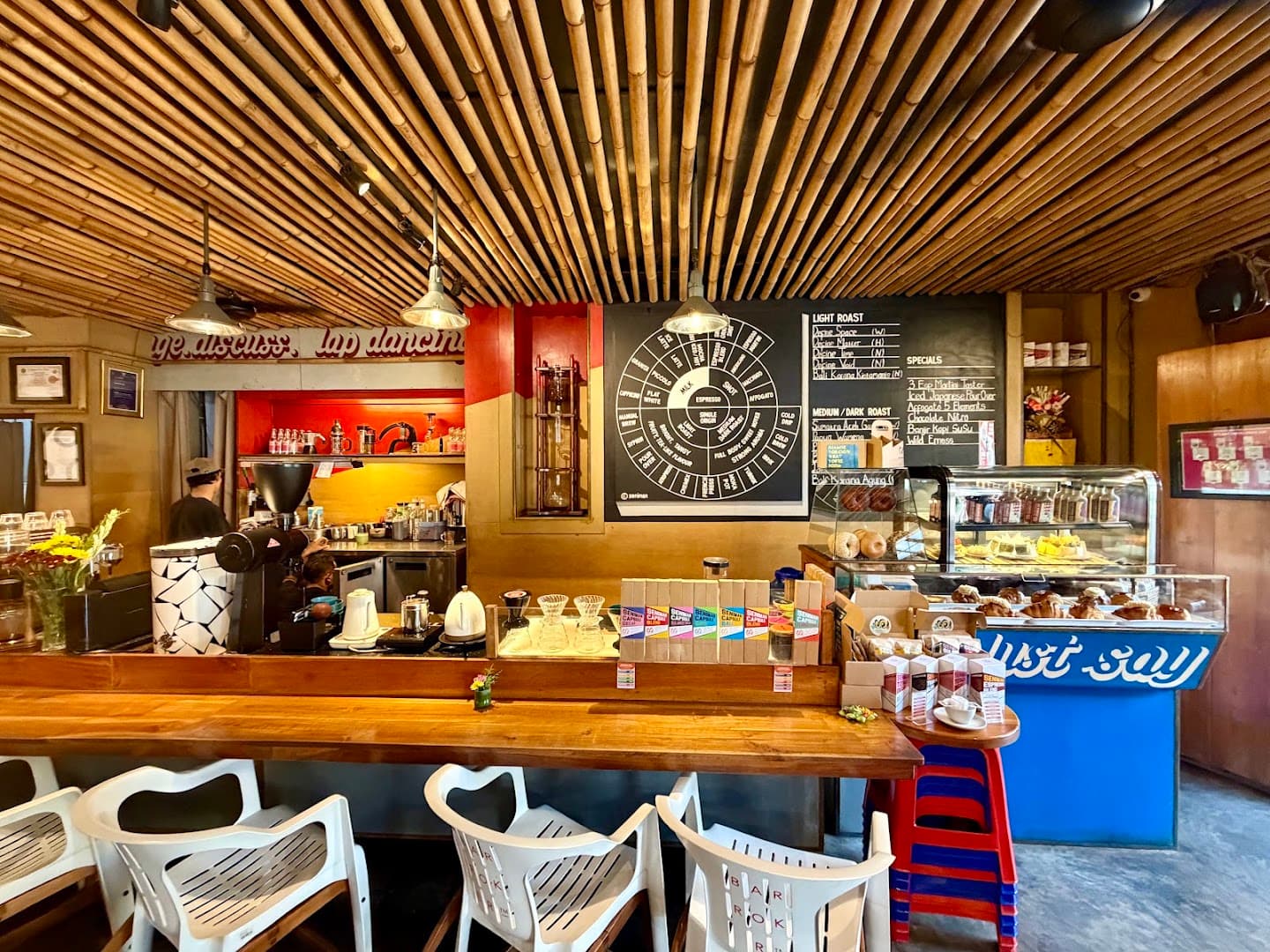 Seniman Coffee - specialty coffee shop in Ubud