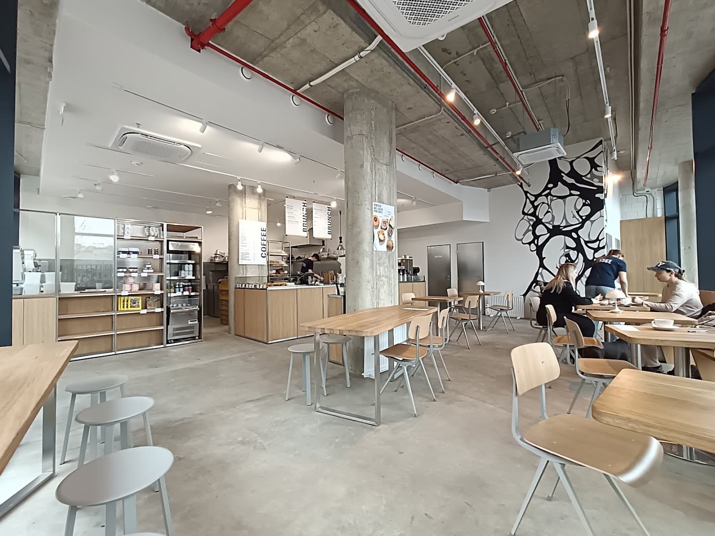 TISSE Bakery Smíchov - specialty coffee shop in Prague