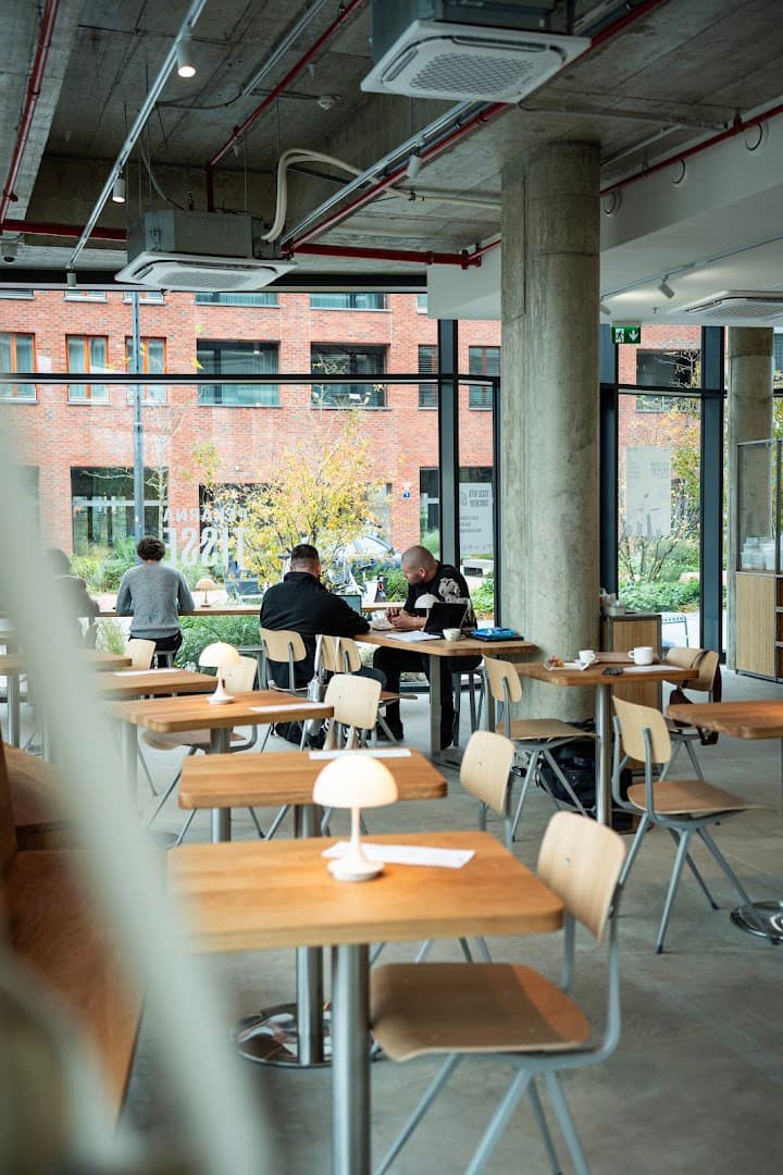 TISSE Bakery Smíchov - specialty coffee shop in Prague