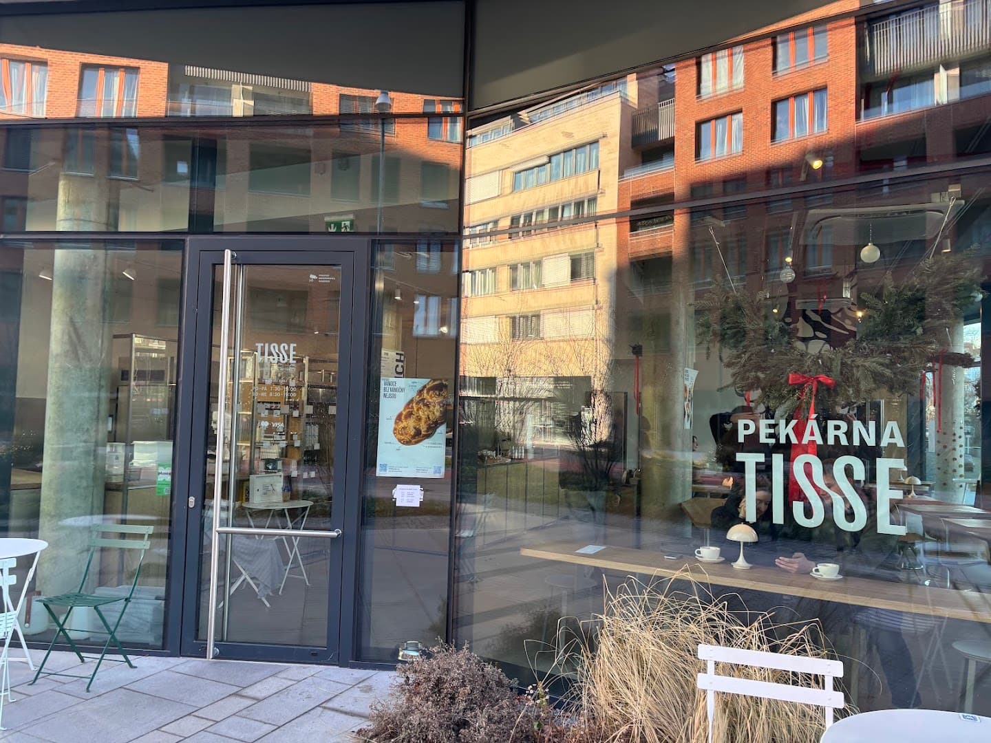 Storefront of TISSE Bakery Smíchov, specialty coffee shop in Prague