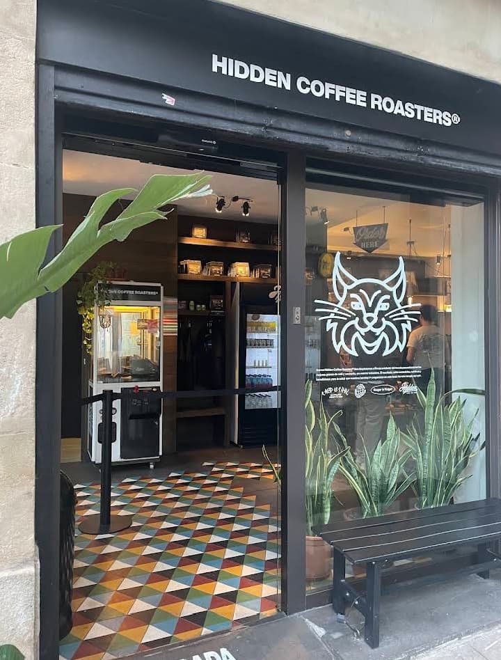 Hidden Coffee Roasters - El Born specialty coffee shop in Barcelona - photo 4