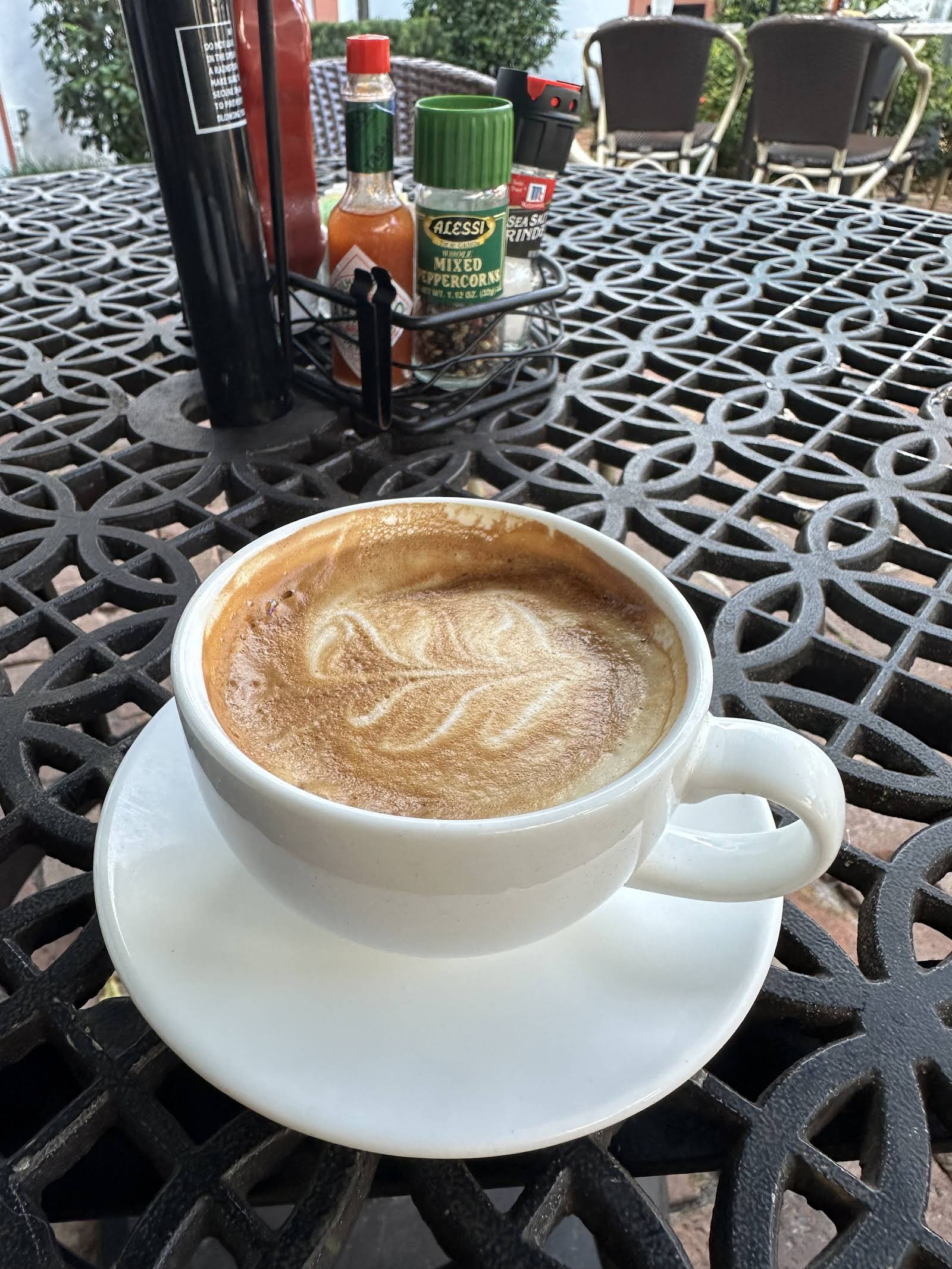 Barnie's Coffee & Tea Co. specialty coffee shop in Orlando - photo 7