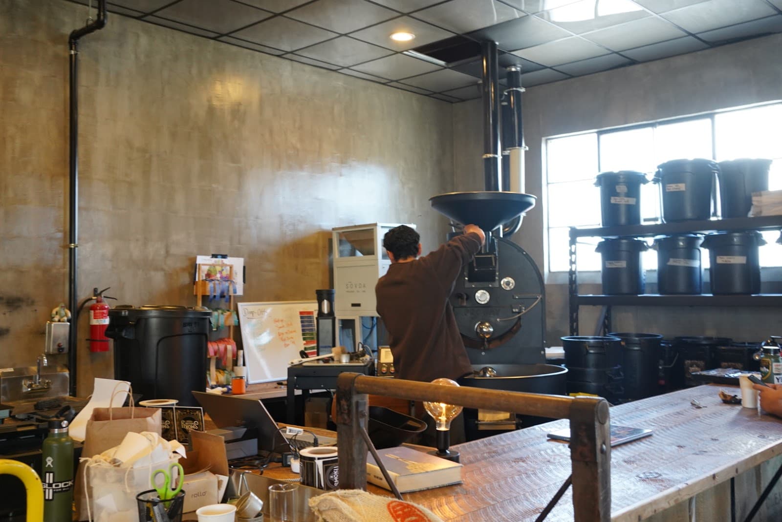 Smoky Hollow Roasters specialty coffee shop in Los Angeles - photo 13