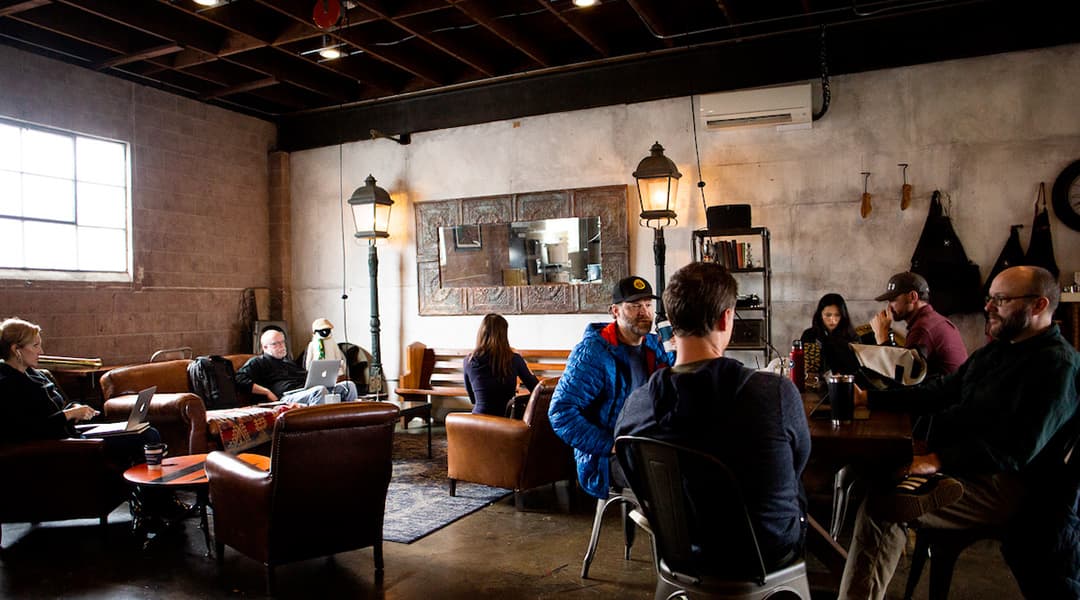 Smoky Hollow Roasters - specialty coffee shop in Los Angeles