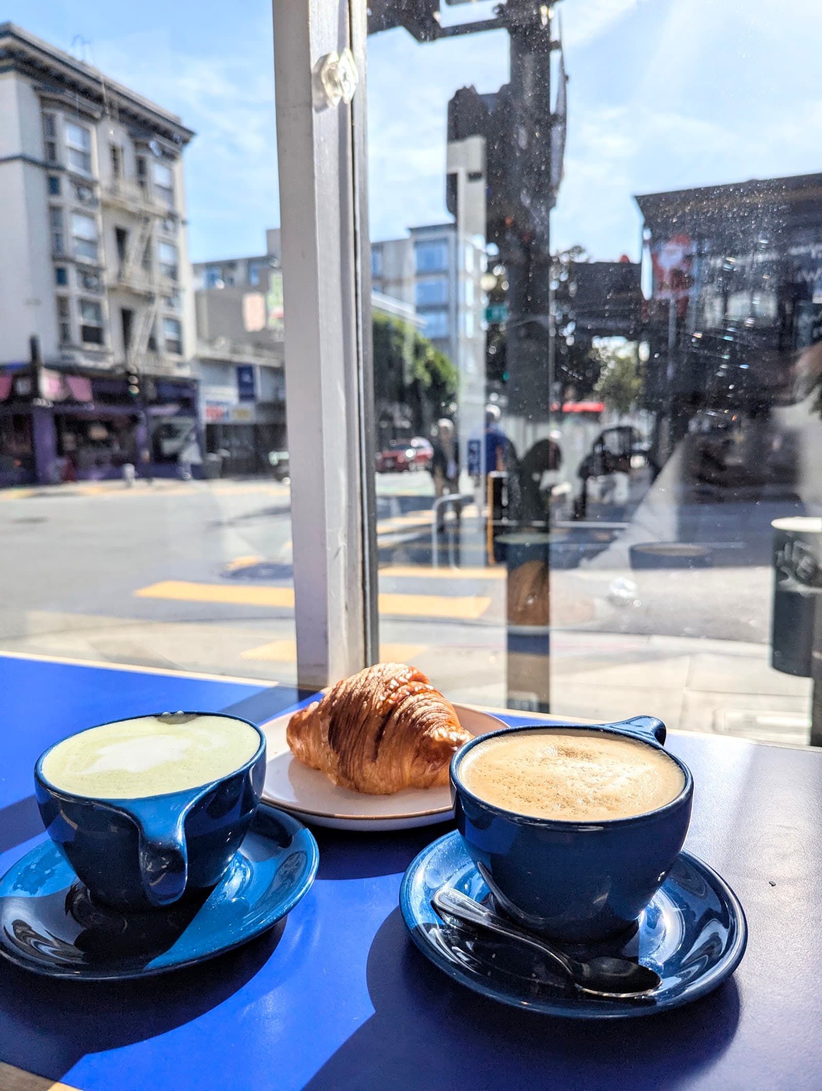 Juniper - specialty coffee shop in Polk Gulch