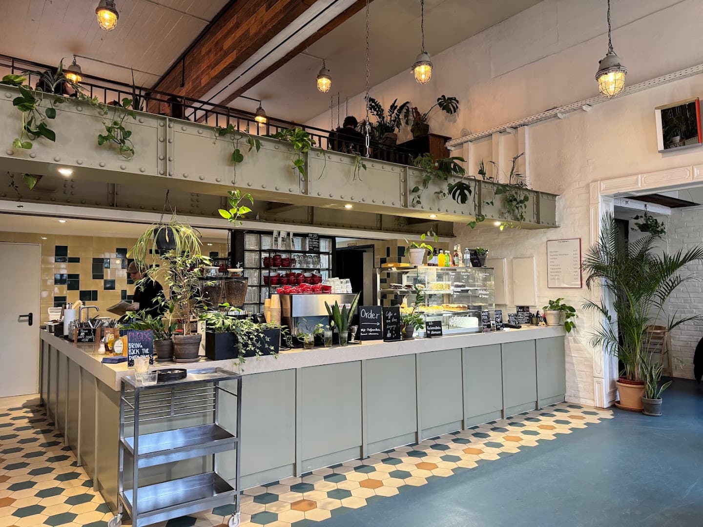 The Greens - Coffee & Plants - specialty coffee shop in Berlin