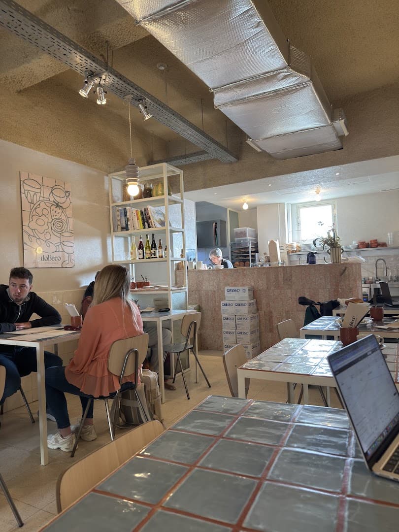 Do Beco Estefania - Artisanal Bakery, Brunch & Specialty Coffee - specialty coffee shop in Lisbon