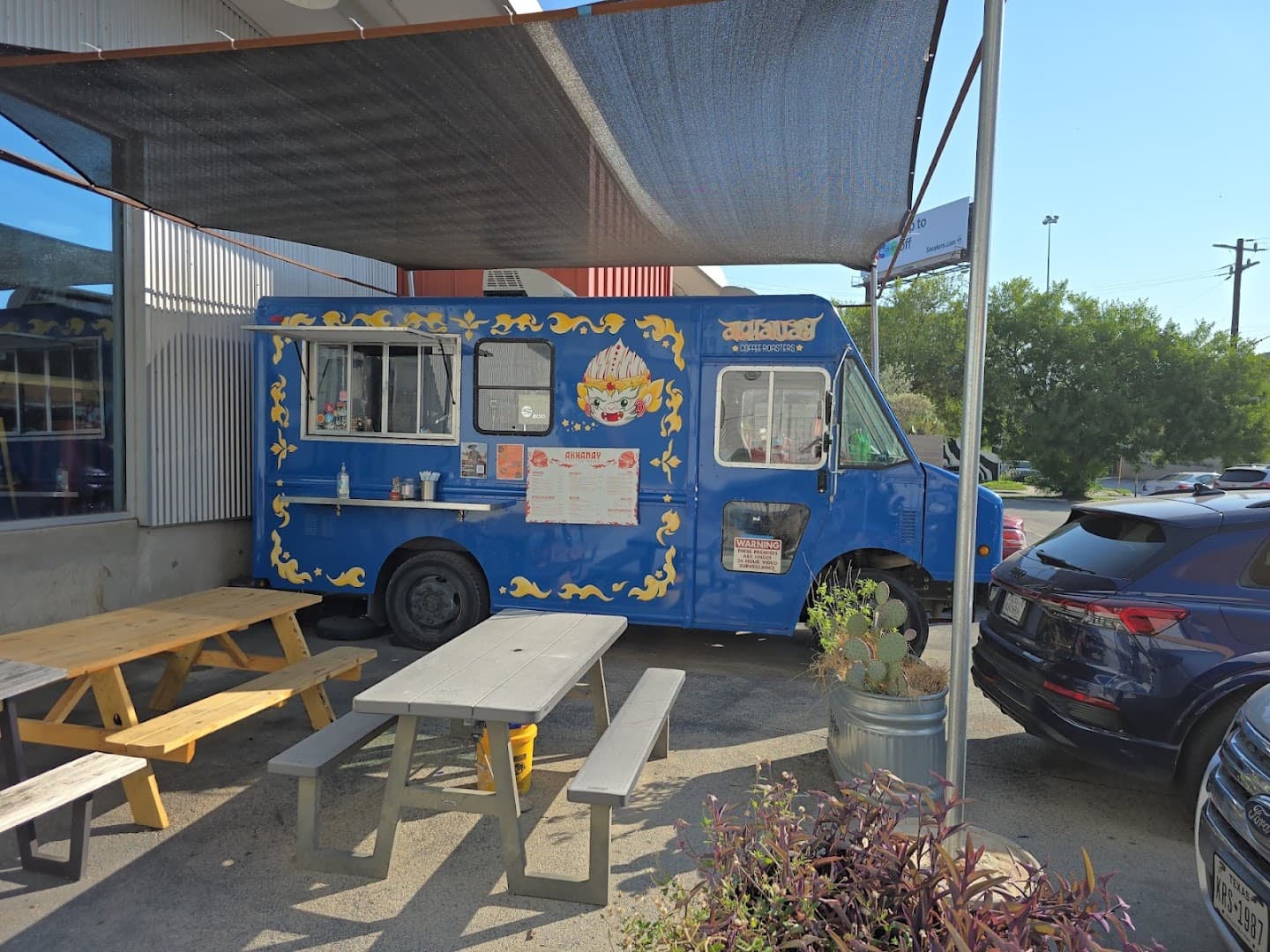 Akhanay Coffee Roasters - specialty coffee shop in San Antonio