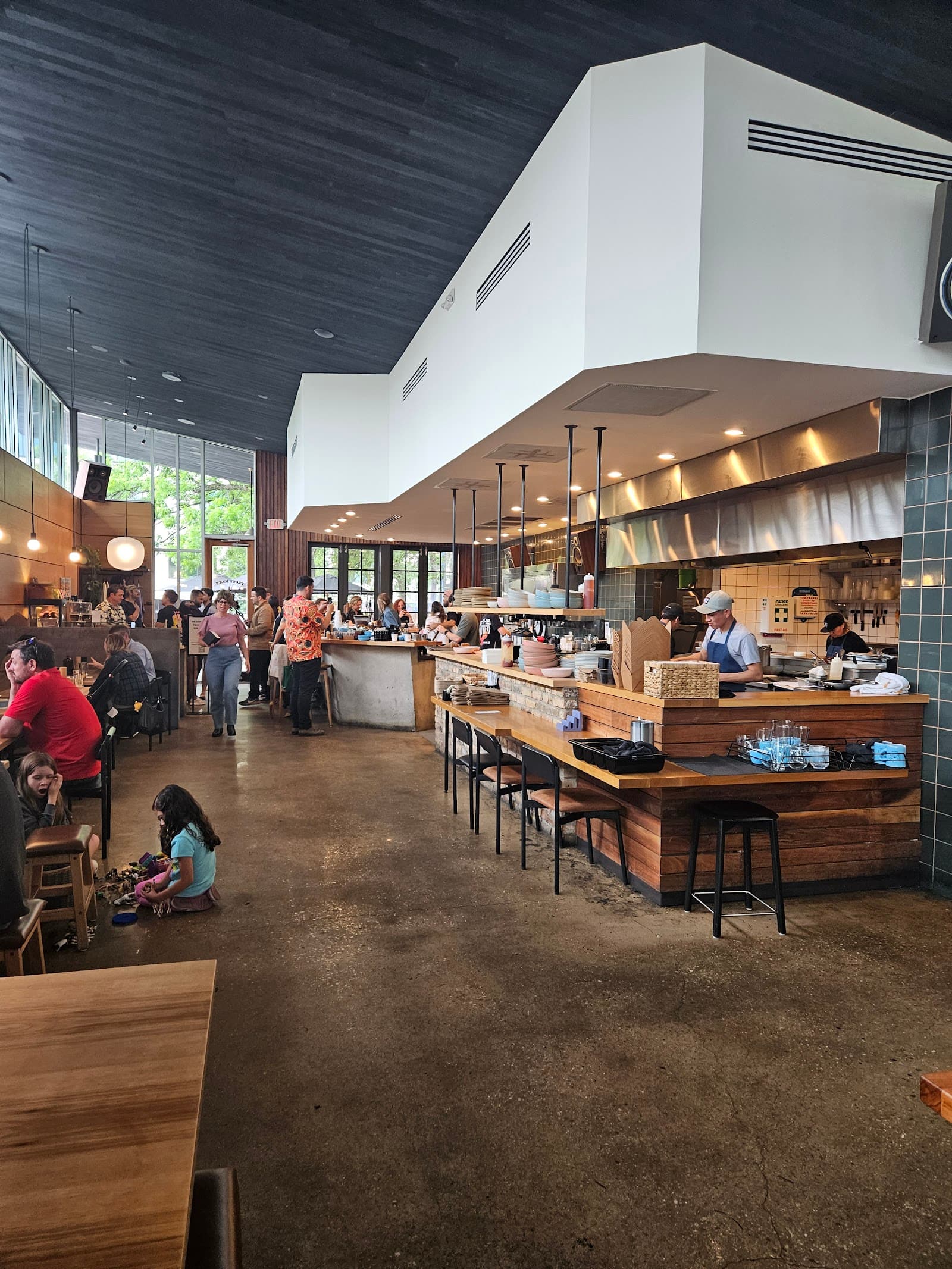Proud Mary Coffee specialty coffee shop in Austin - photo 7