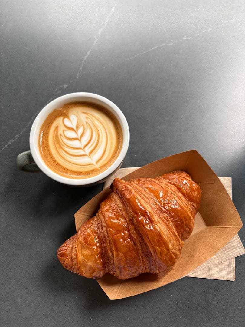 Sloth and Messenger Coffee - specialty coffee shop in Singapore