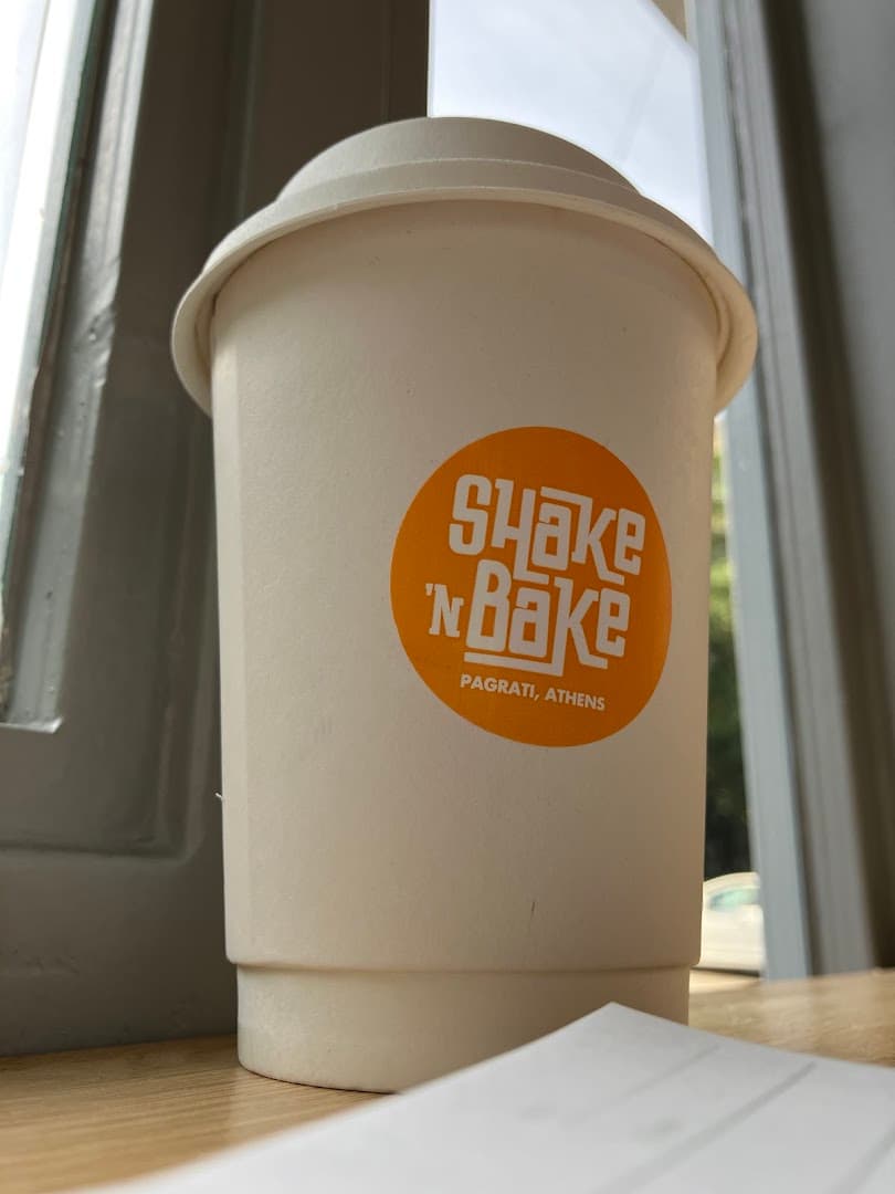 Coffee at Shake 'n Bake, specialty coffee shop in Athens