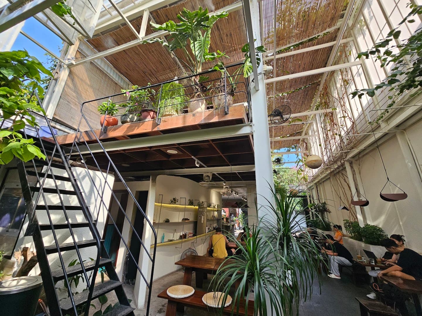 Aramour Coffee Roasters Thao Dien - specialty coffee shop in Ho Chi Minh City