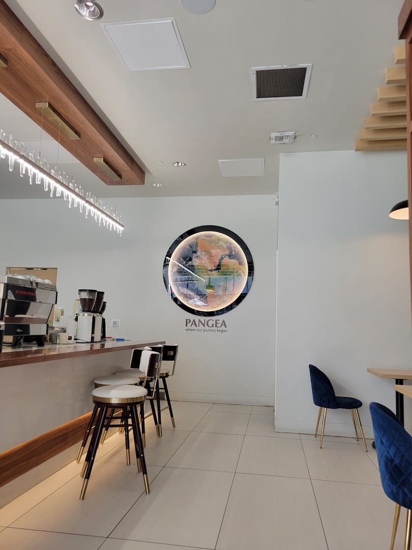 World Traveler Coffee Roasters - specialty coffee shop in Sacramento