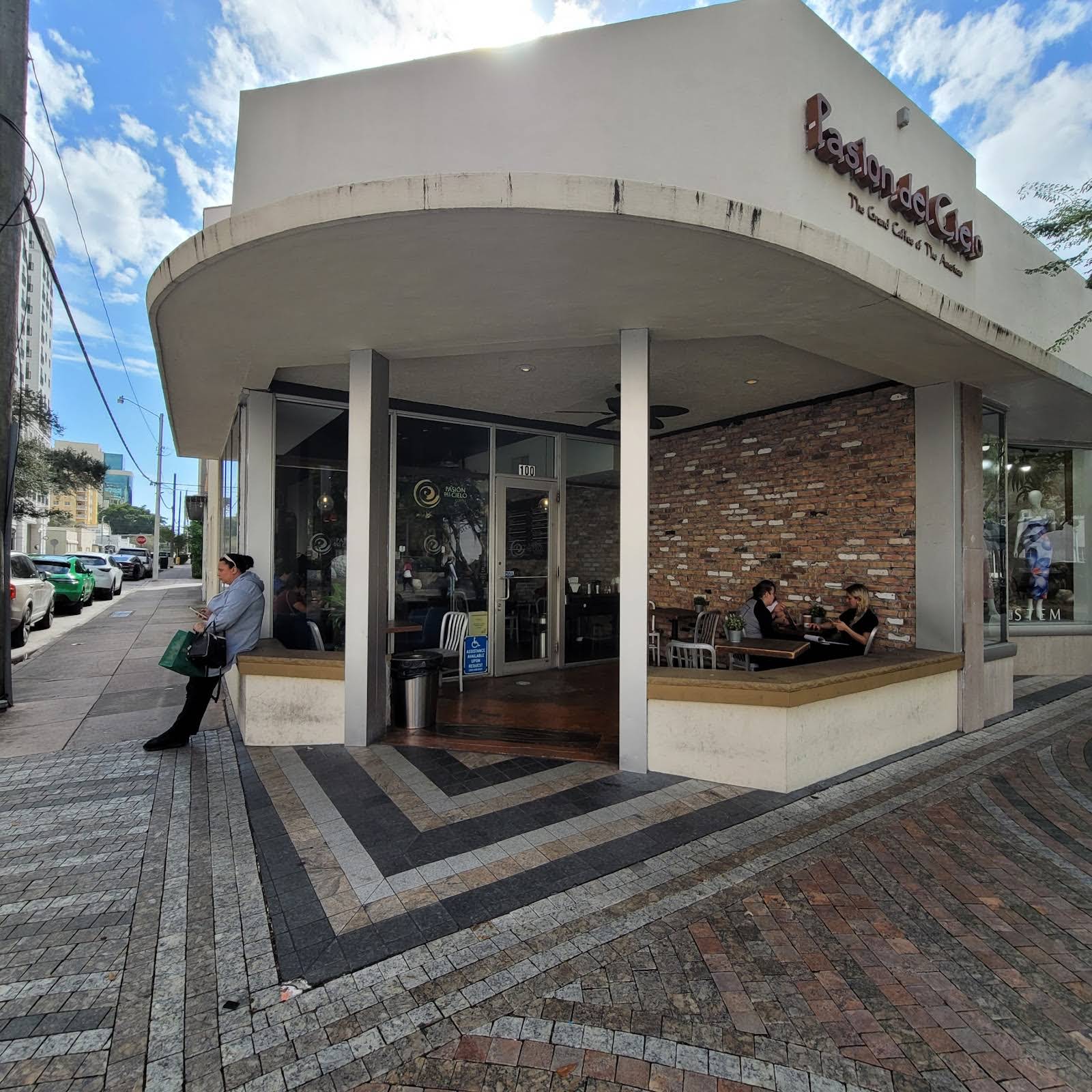 Pasion del Cielo Coffee - specialty coffee shop in Miami