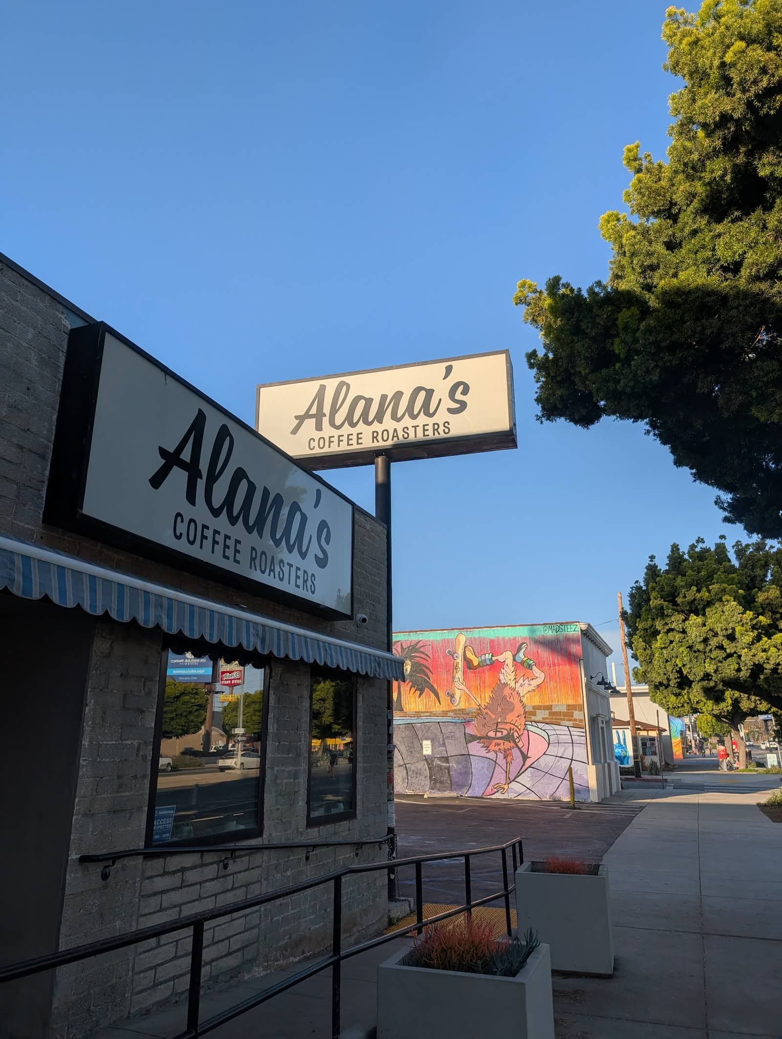 Alana's Coffee Roasters specialty coffee shop in Los Angeles - photo 13