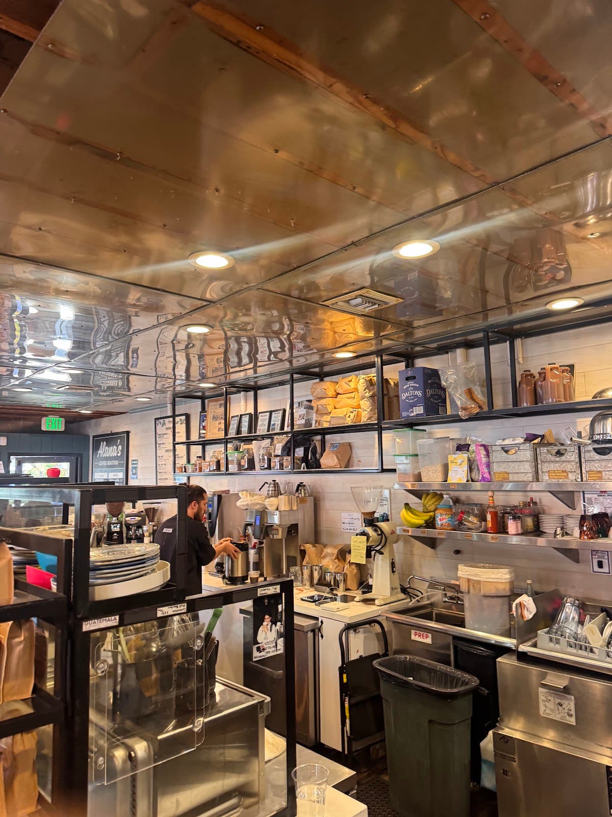 Alana's Coffee Roasters - specialty coffee shop in Los Angeles