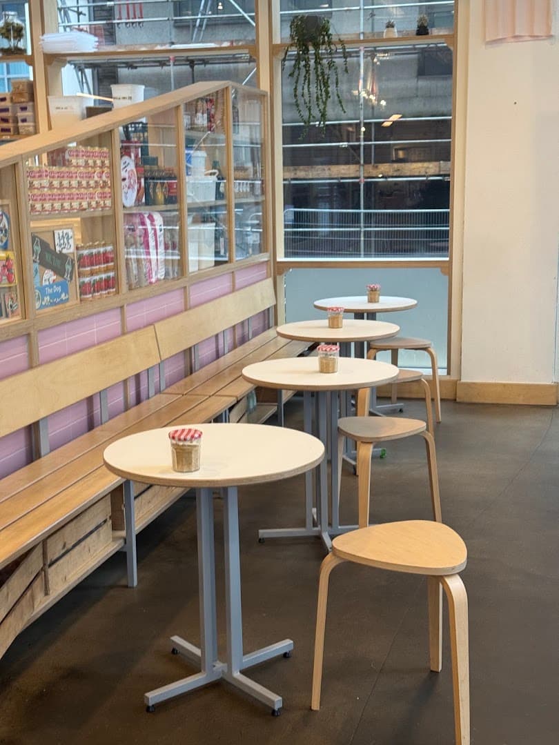 Small Goods - specialty coffee shop in Bristol