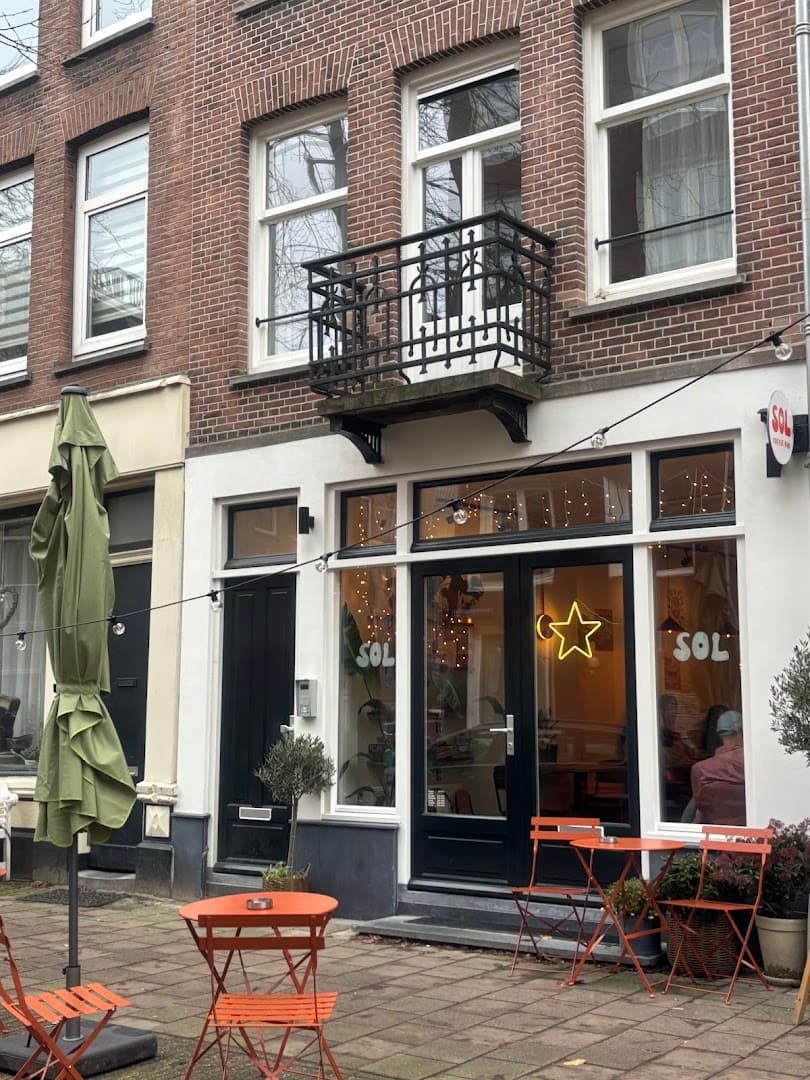Sol coffee bar - specialty coffee shop in Amsterdam