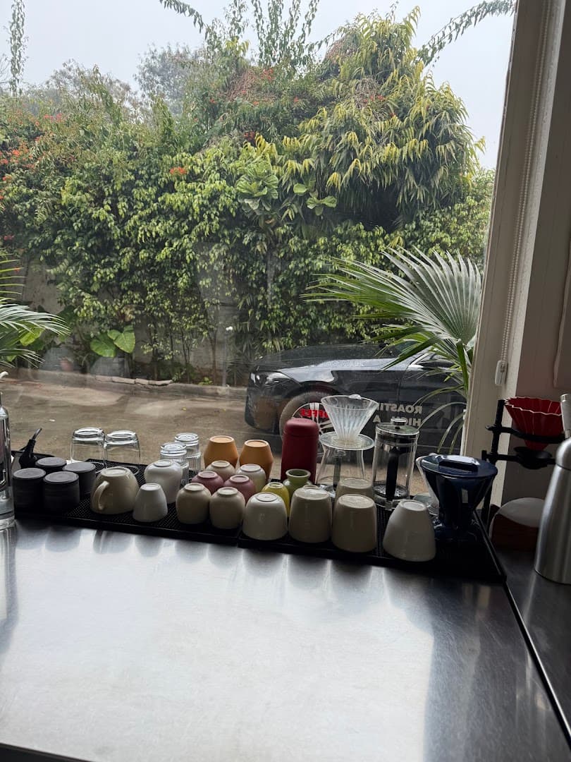 Caarabi Coffee Roasters - specialty coffee shop in Sainik Farm