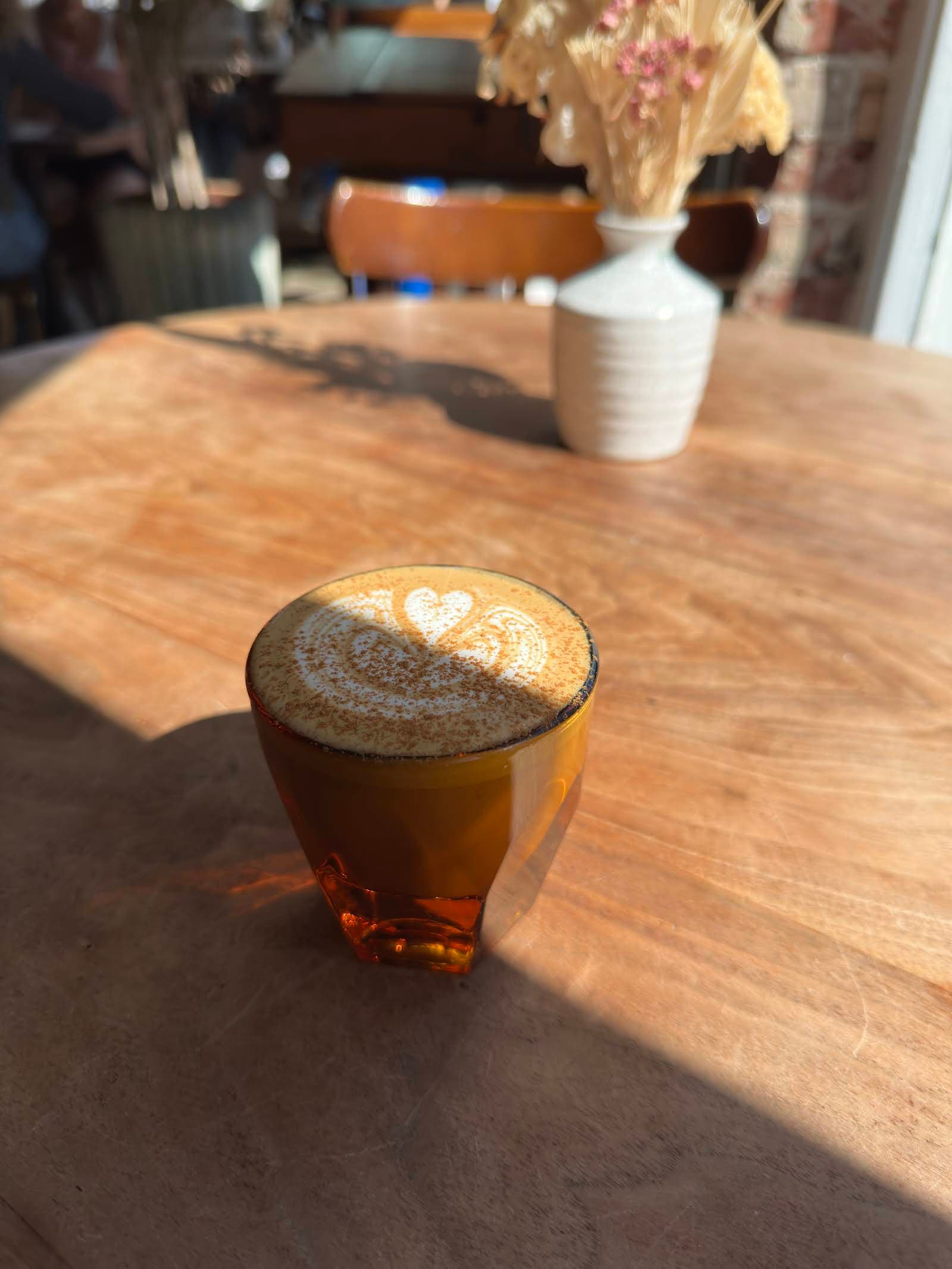 Hooked Venice specialty coffee shop in Los Angeles - photo 10