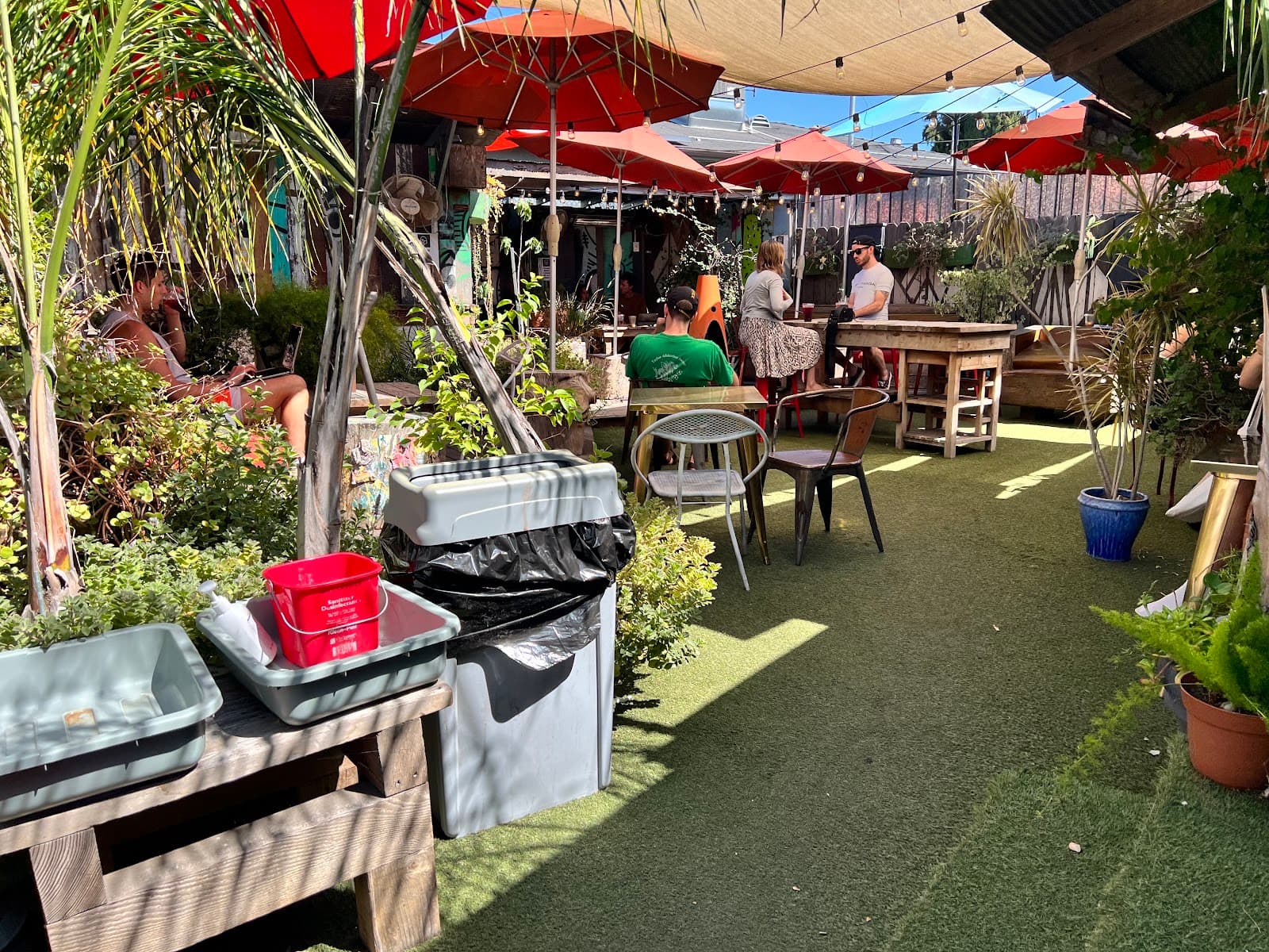 Cafecito Organico Silver Lake - specialty coffee shop in Los Angeles