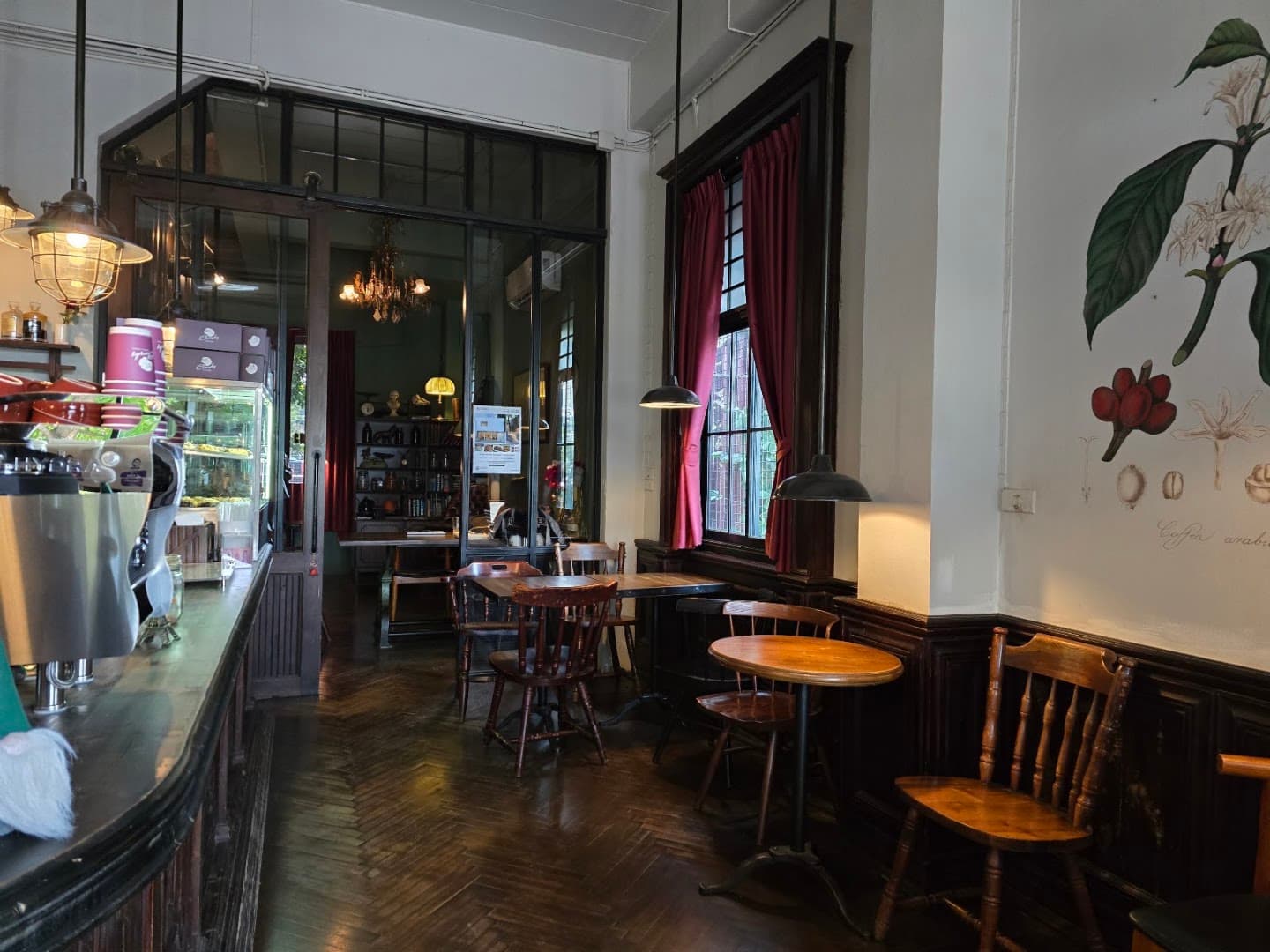 Cherrydog Coffee Roaster - specialty coffee shop in Bangkok