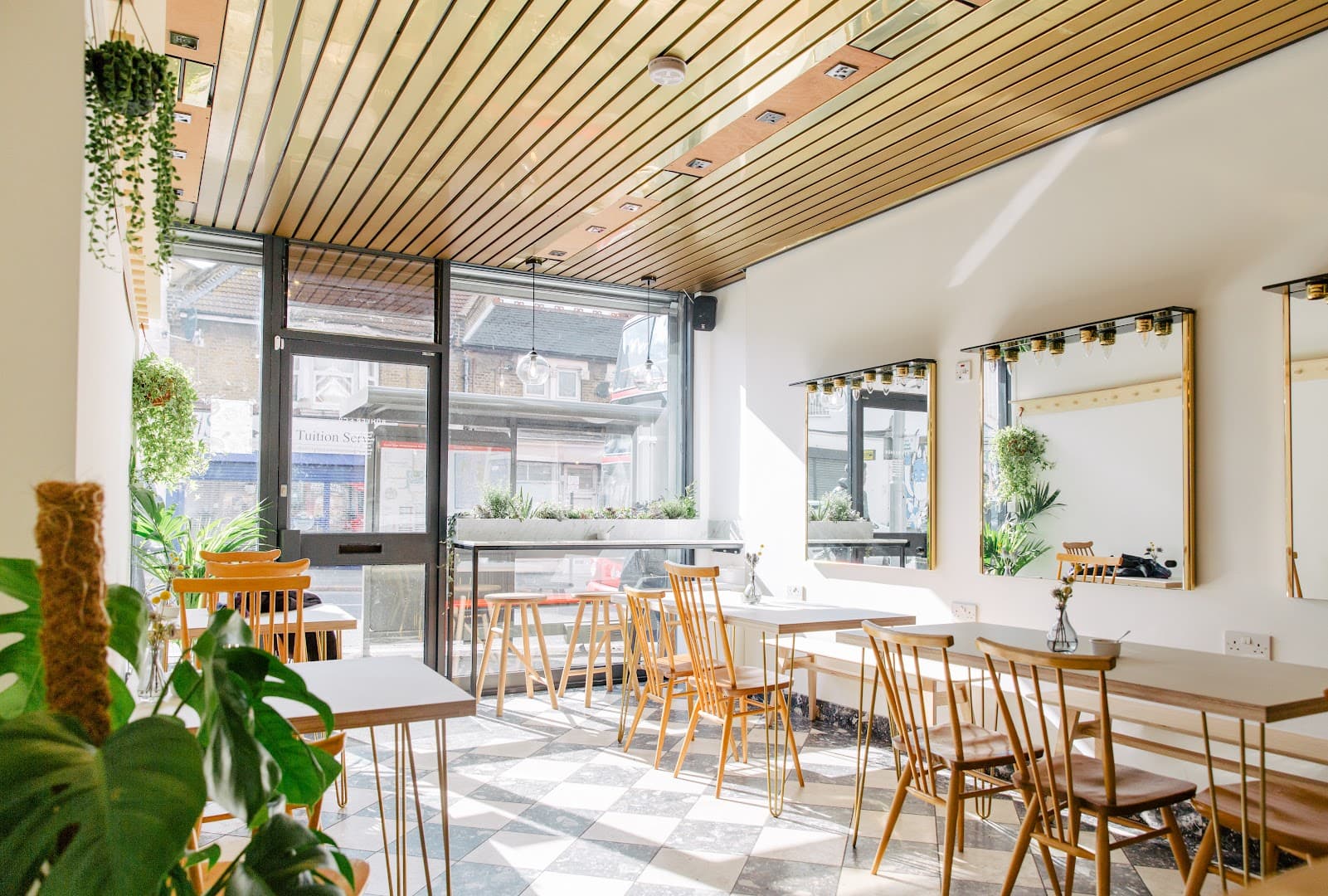 Buhler and Co (Brunch/Lunch/Coffee shop) — specialty coffee in London