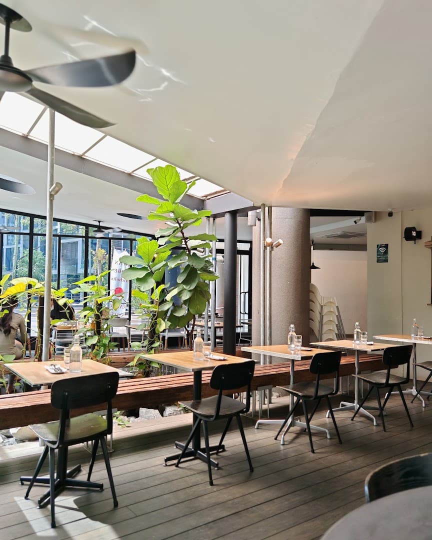 VCR Mont Kiara - specialty coffee shop in Kuala Lumpur