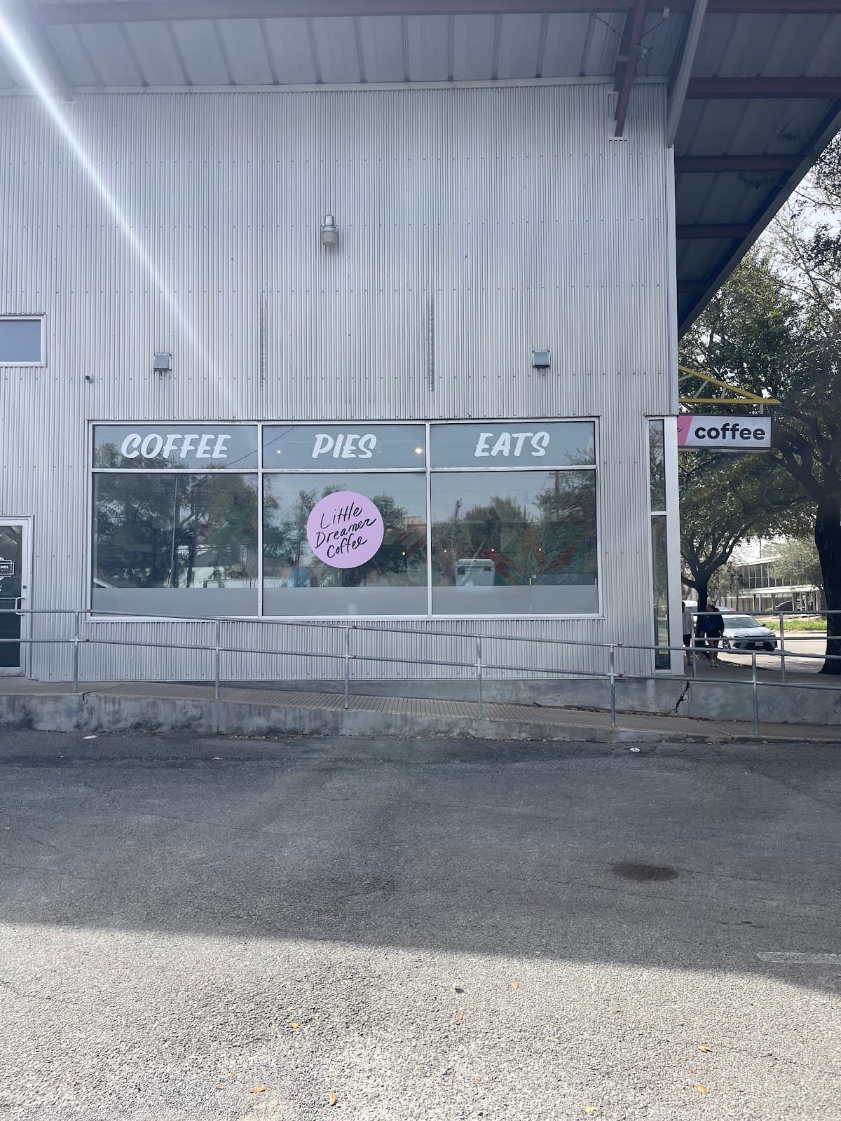 Little Dreamer Coffee - specialty coffee shop in Houston