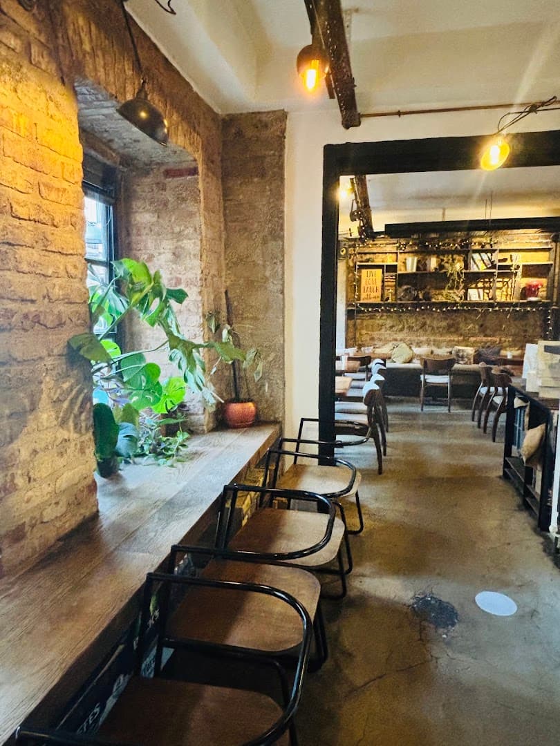 Federal Galata - specialty coffee shop in Istanbul