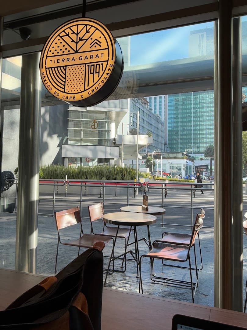 Tierra Garat Reforma Ángel - specialty coffee shop in Mexico City