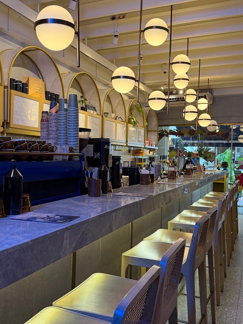 Common Man Coffee Roasters - Stanley Street - specialty coffee shop in Singapore