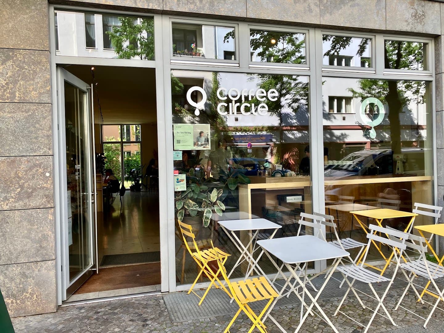 Coffee Circle Rosa-Luxemburg-Straße specialty coffee shop in Berlin - photo 7