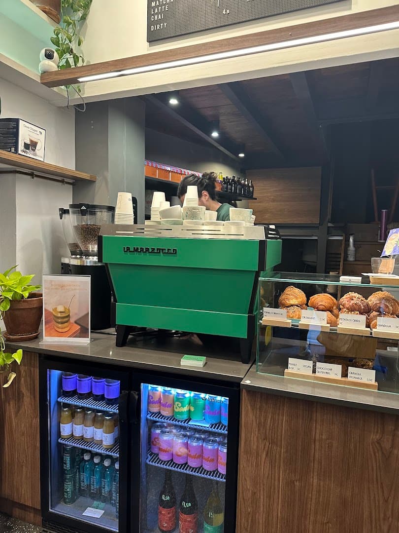 Dalston Coffee Barcelona - Cafè d'especialitat - Coffee Roasters - specialty coffee shop in Ciutat Vella