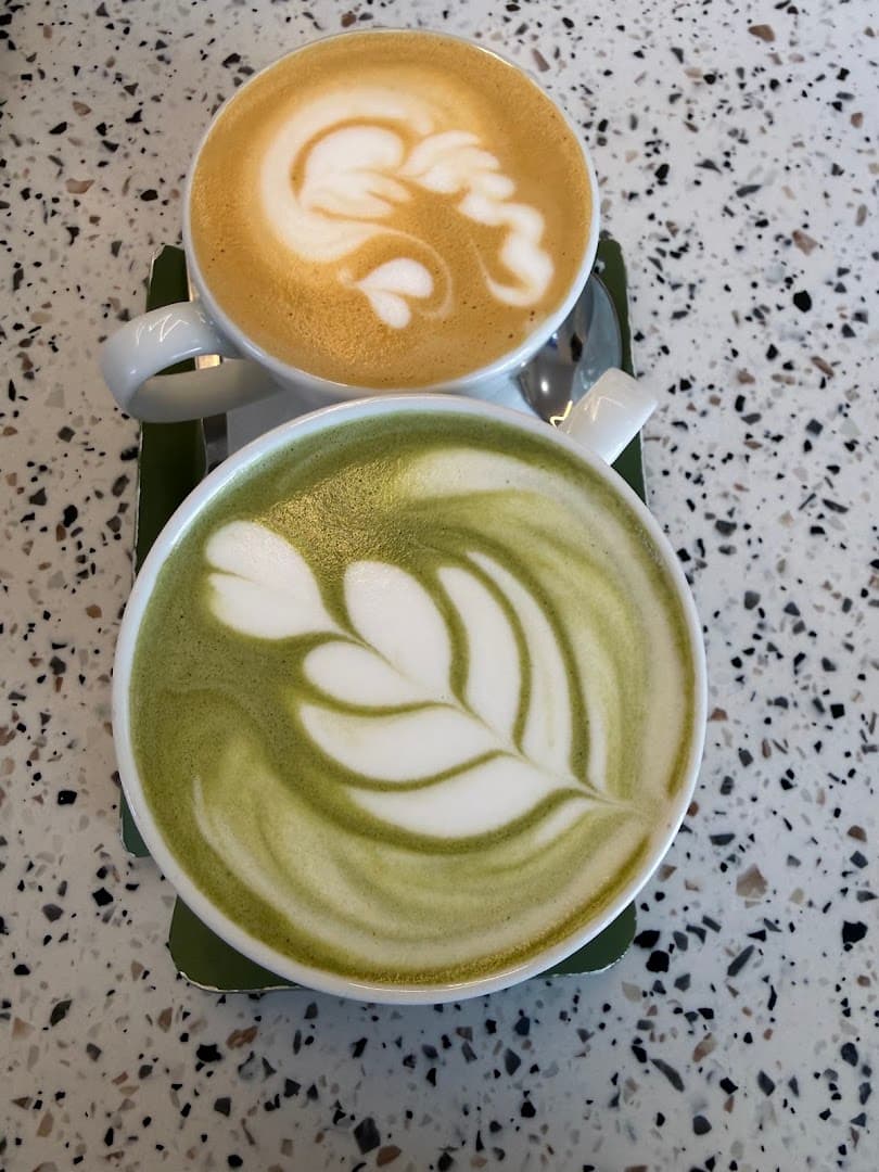 Coffee at Kro Coffee, specialty coffee shop in Prague
