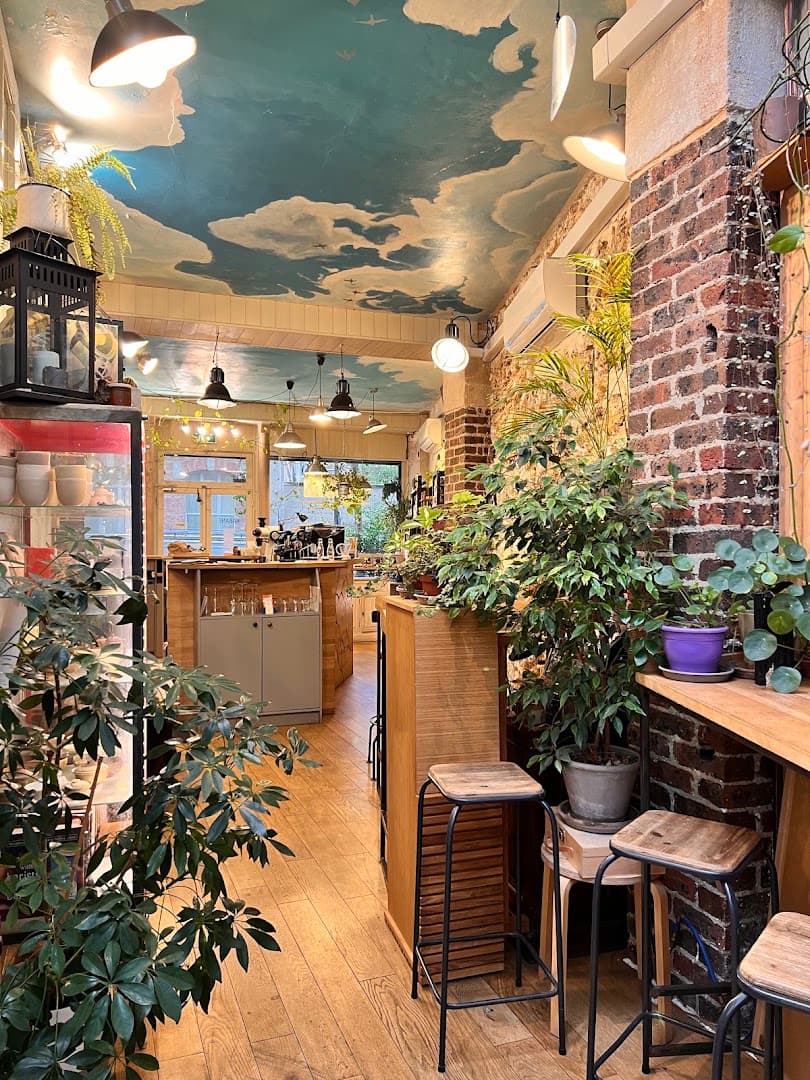 Kabane - specialty coffee shop in Paris