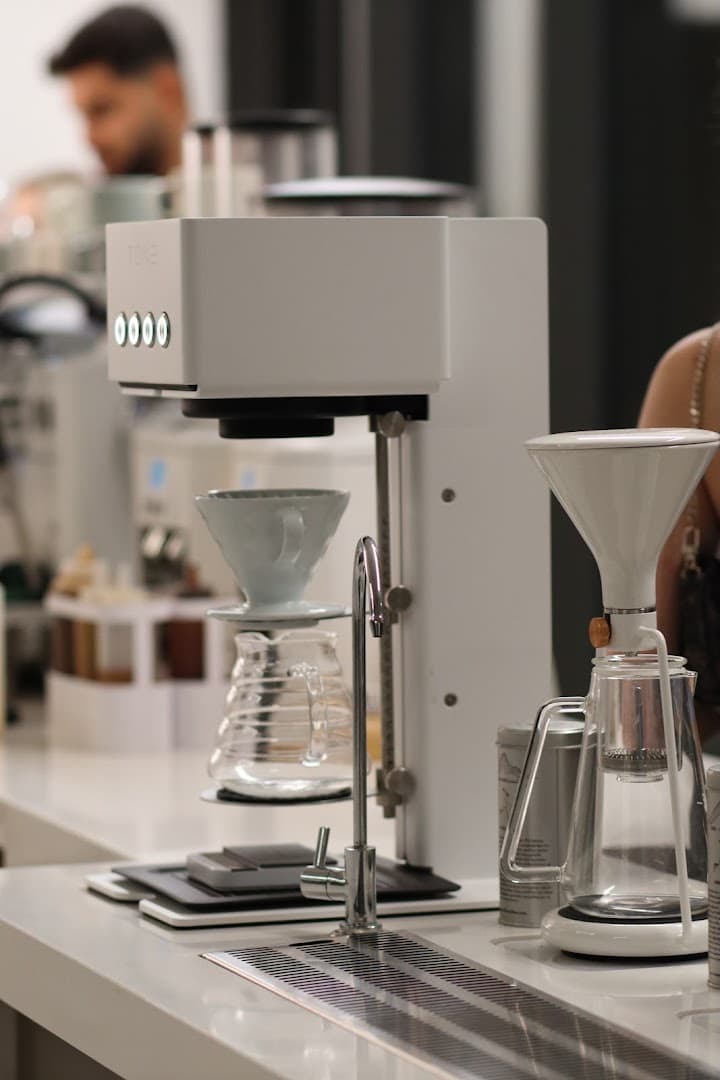 Meet Lab Coffee - specialty coffee shop in Istanbul