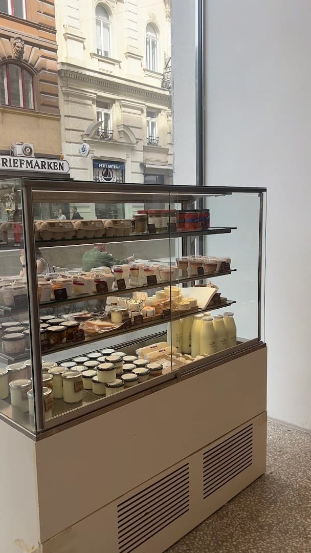 Joseph Brot • Wien Bio Bäckerei - specialty coffee shop in Vienna