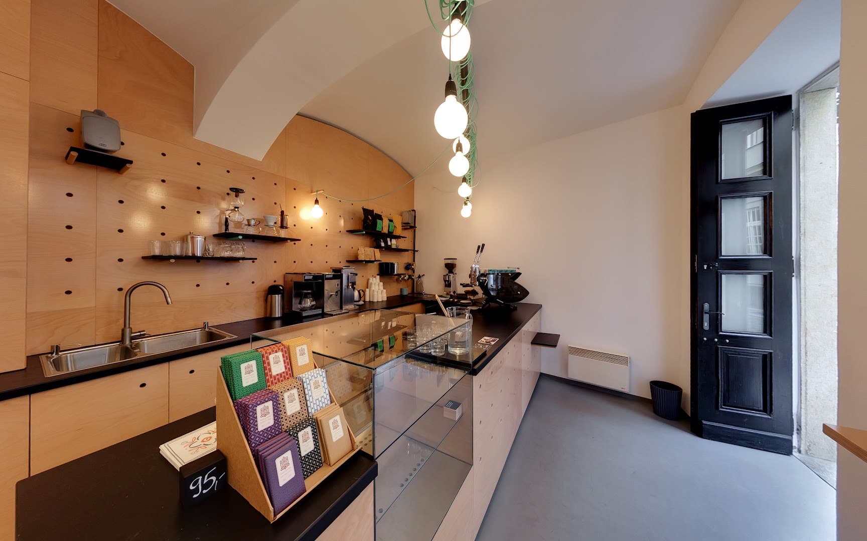 onesip coffee - specialty coffee shop in Prague
