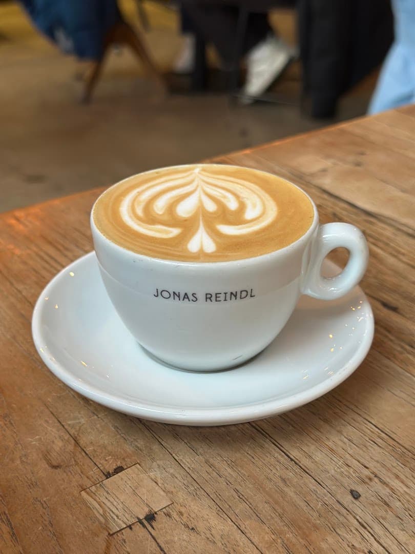Jonas Reindl Coffee Roasters - specialty coffee shop in Vienna