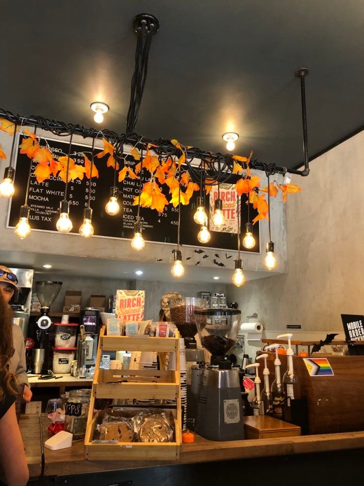 Birch Coffee specialty coffee shop in New York - photo 3