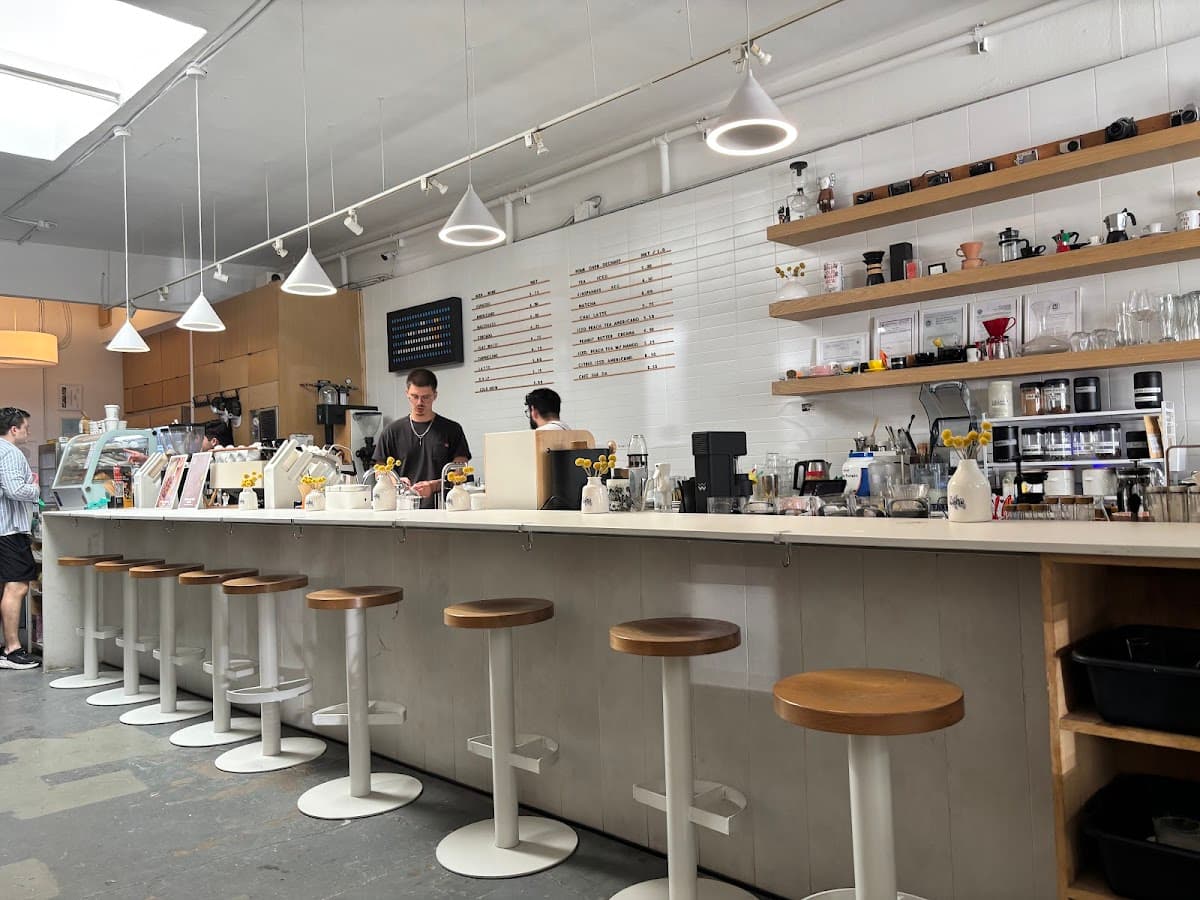 Un Caffe specialty coffee shop in Houston - photo 3