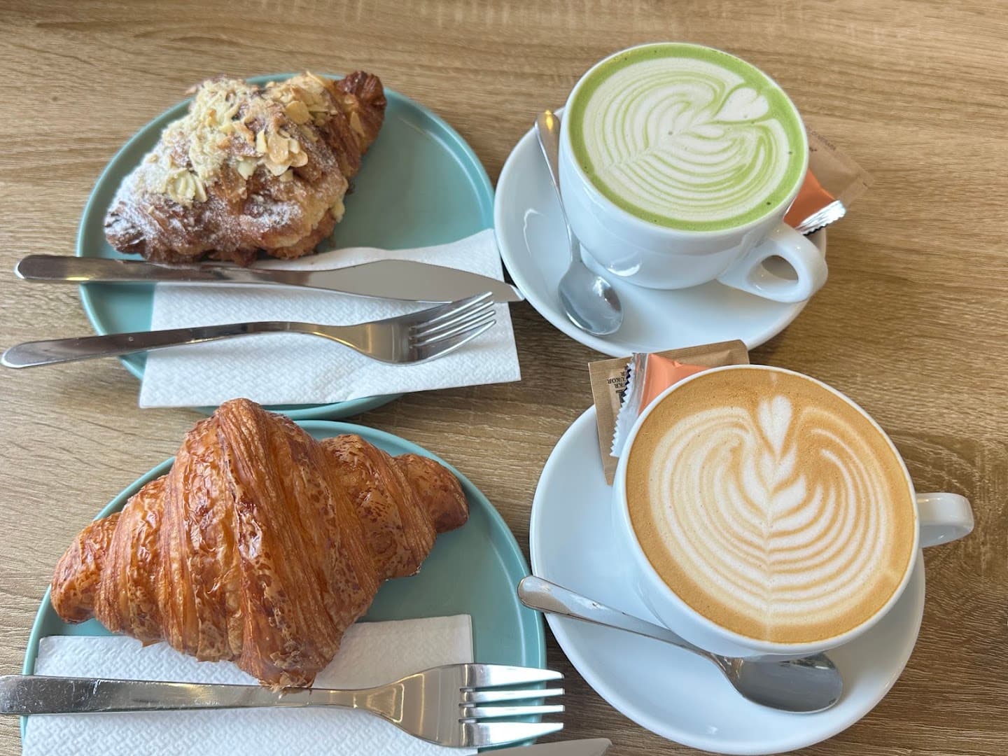 SĪTÚ Coffee & Tea (Specialty Coffee & Premium Tea) - specialty coffee shop in Prague