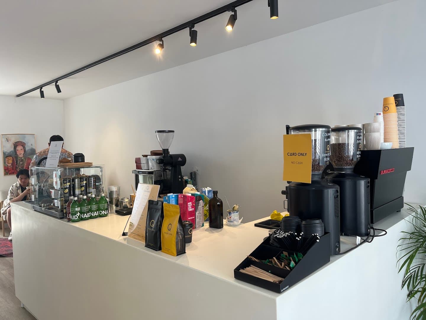 Nomos Coffee - specialty coffee shop in Amsterdam