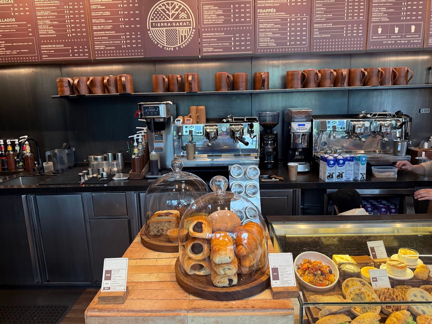 Interior of Tierra Garat Porfirio Díaz, specialty coffee shop in Mexico City