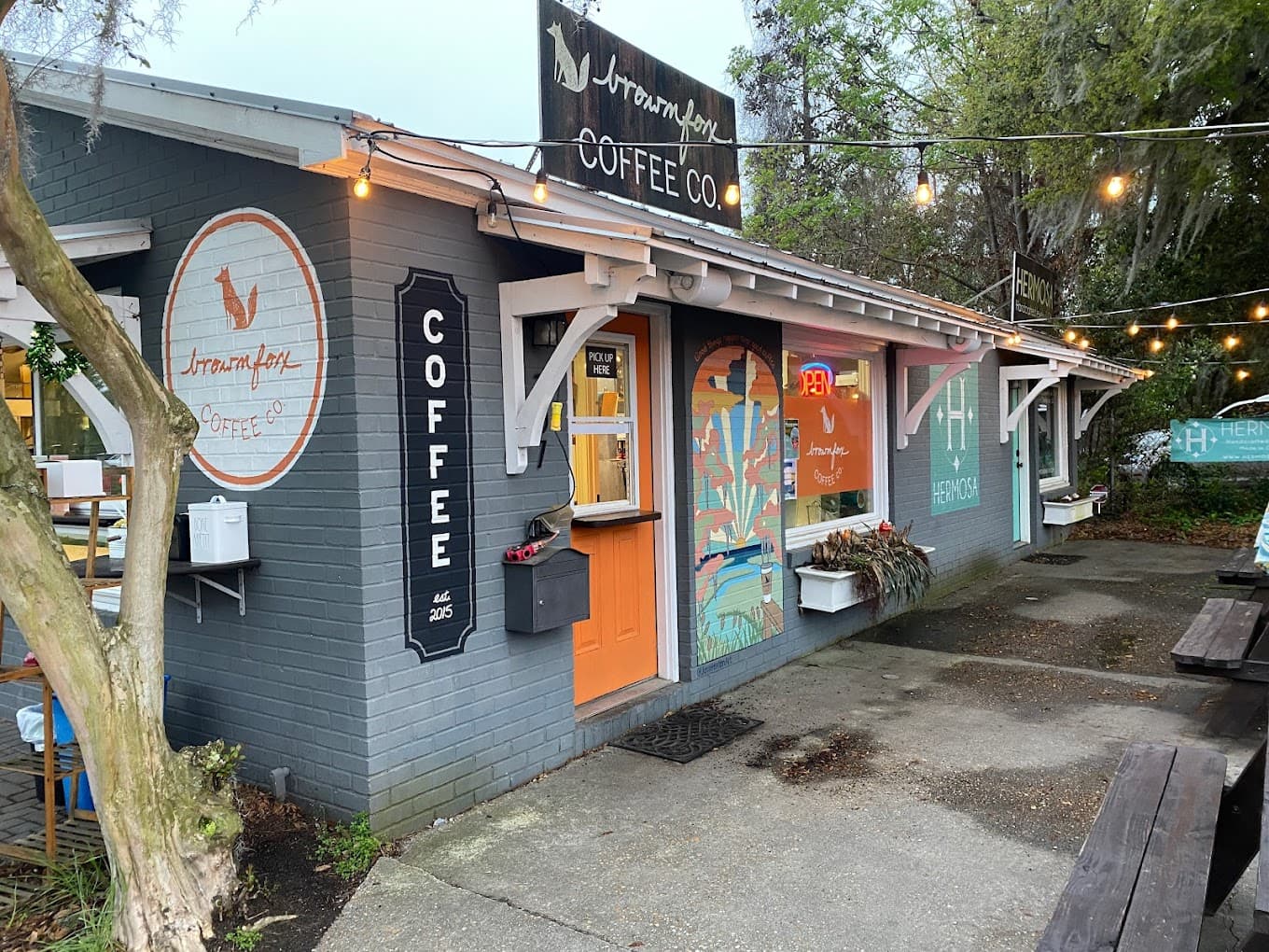 Brown Fox Coffee - specialty coffee shop in Charleston