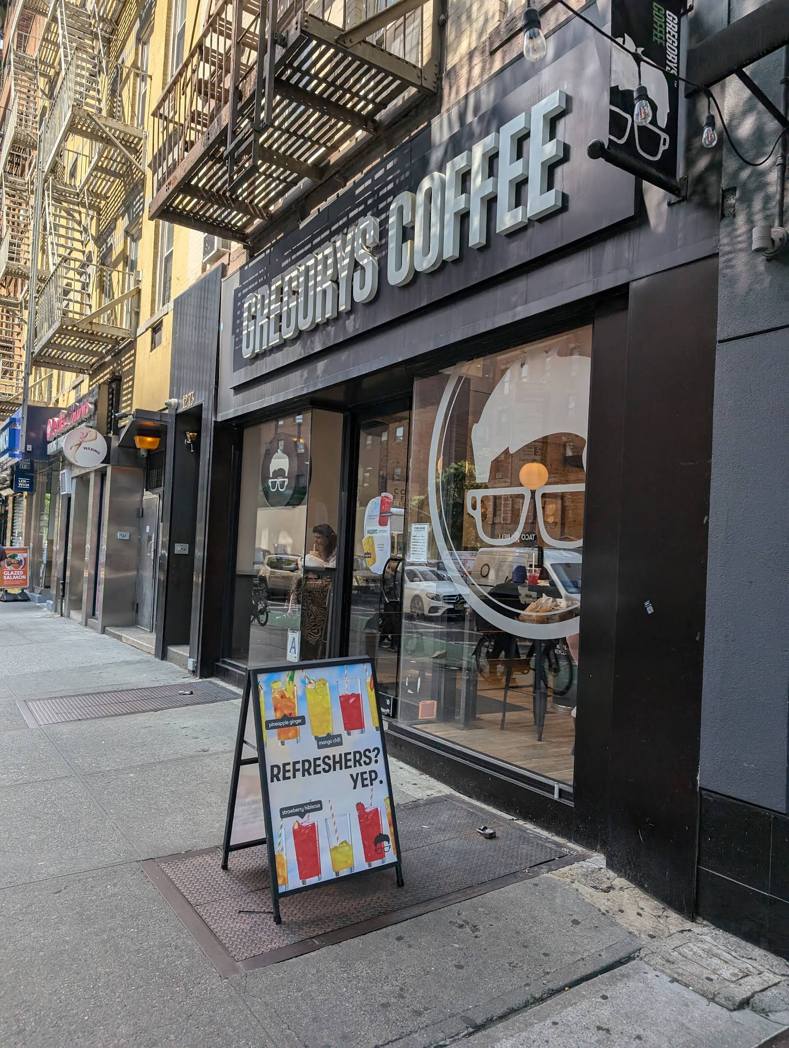 Gregorys Coffee specialty coffee shop in New York - photo 13
