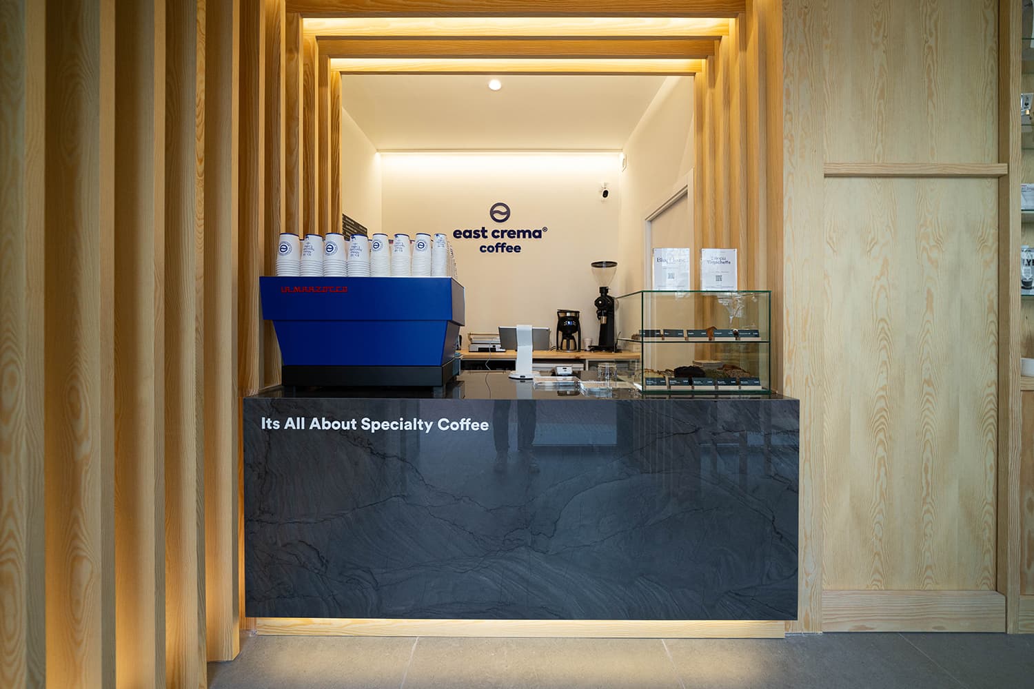 East Crema Coffee Eloy (Specialty Coffee Madrid) - specialty coffee shop in Madrid