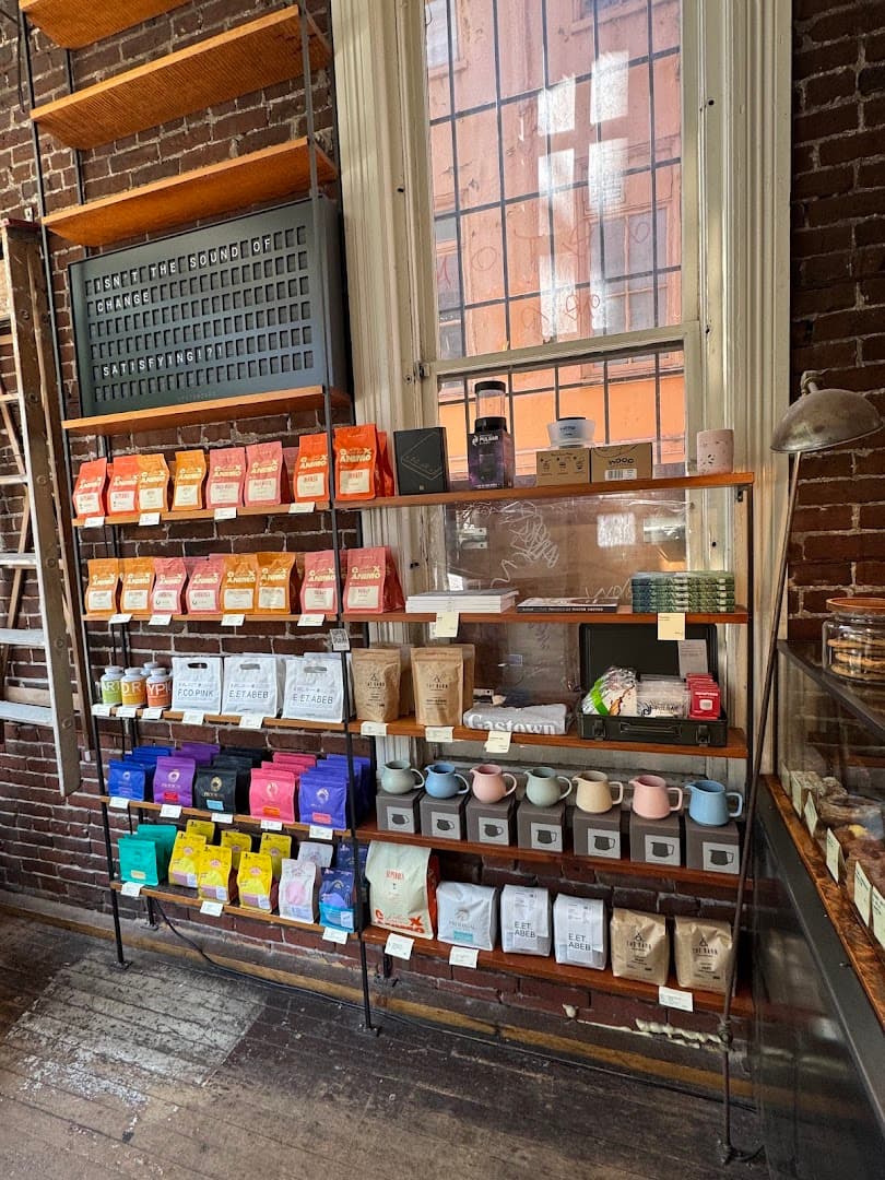 Revolver - specialty coffee shop in Vancouver